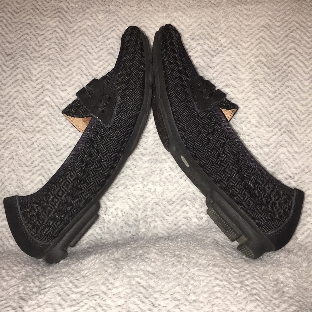 NURTURE Black w/Suede Accent Woven Maddox Shoes - Picture 3 of 6